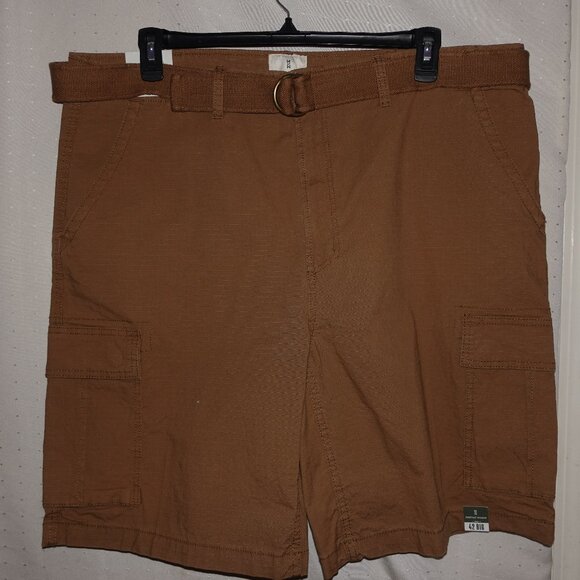 BRAND NEW, MUTUAL WEAVE, MENS, BROWN, CARGO, SHORTS, SIZE 42, WITH BELT. - Picture 1 of 3